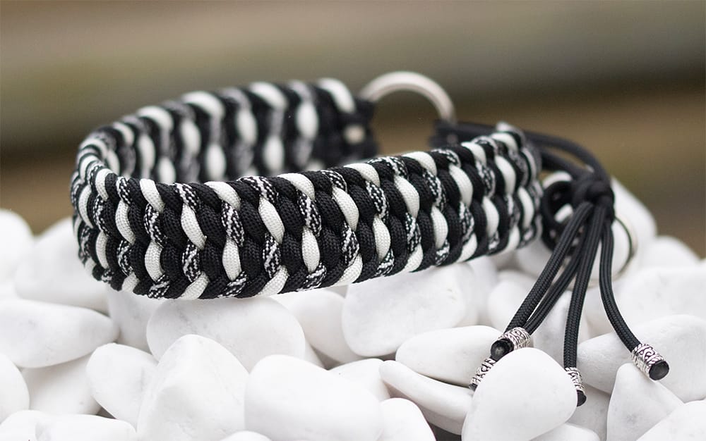Halsband 41 cm i Black, White, White & Black Helix
