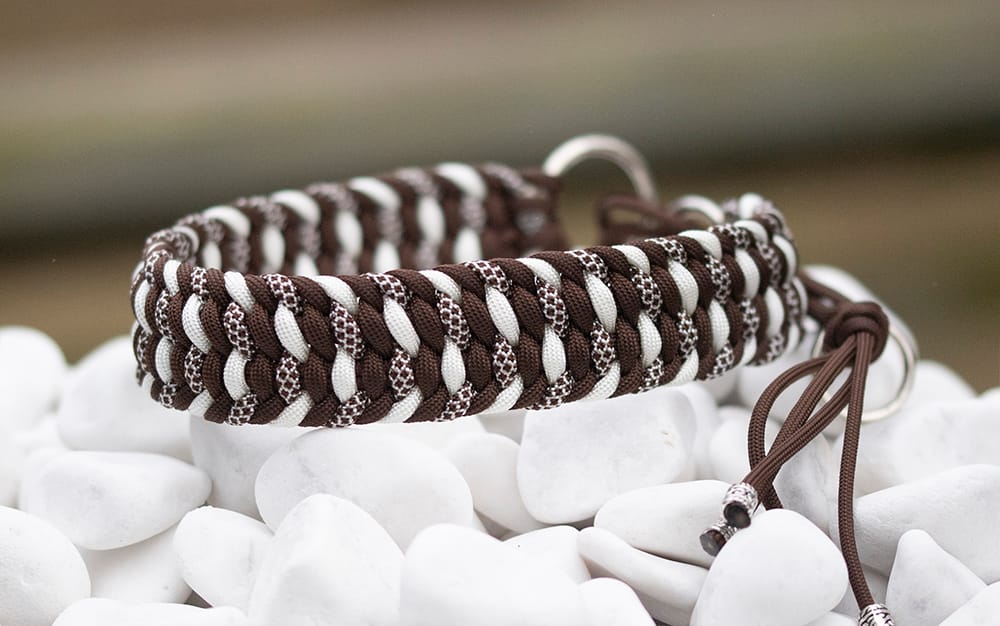 Halsband 40 cm i Walnut Brown, White, White & Walnut Brown Diamonds
