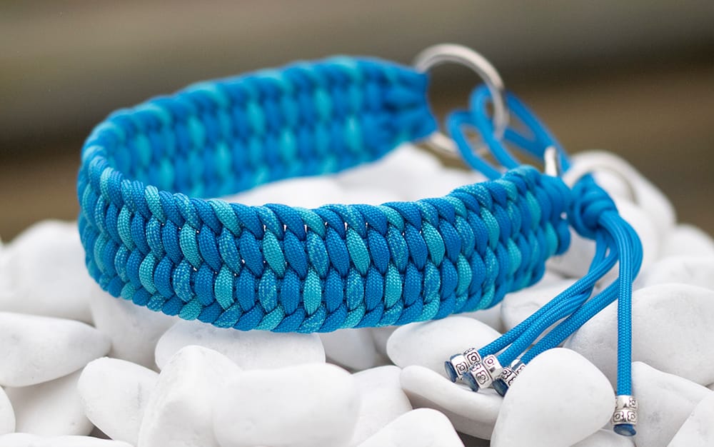 Halsband 35 cm i Greece Blue, Dark Cyan, Dark Cyan & Greece Blue Helix