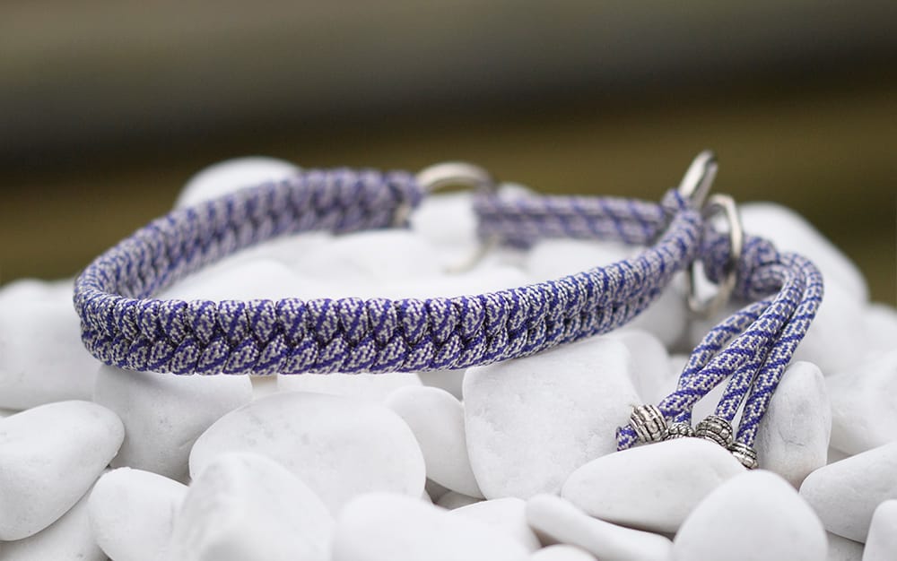 Halsband 31 cm i Cream & Deep Purple Helix