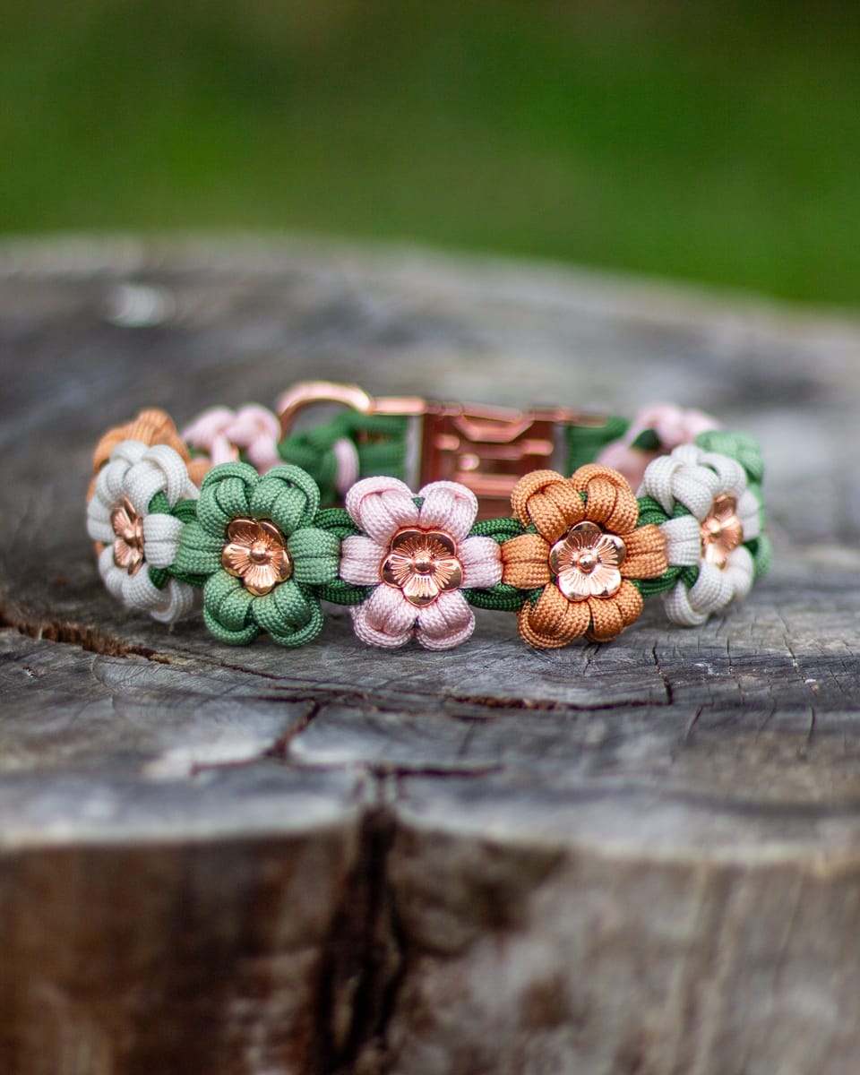 Hundhalsband Blommor