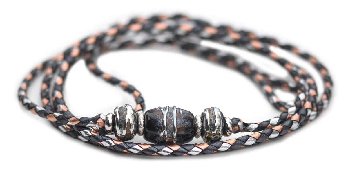 Utställningskoppel känguruläder i midnight shimmer, silver & copper