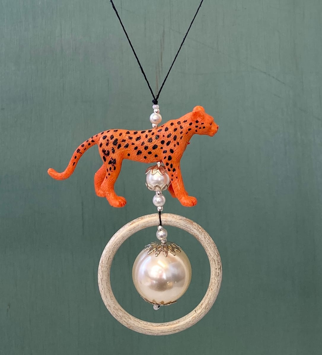 Pynt / julgransdekoration – kattdjur: leopard / lejon