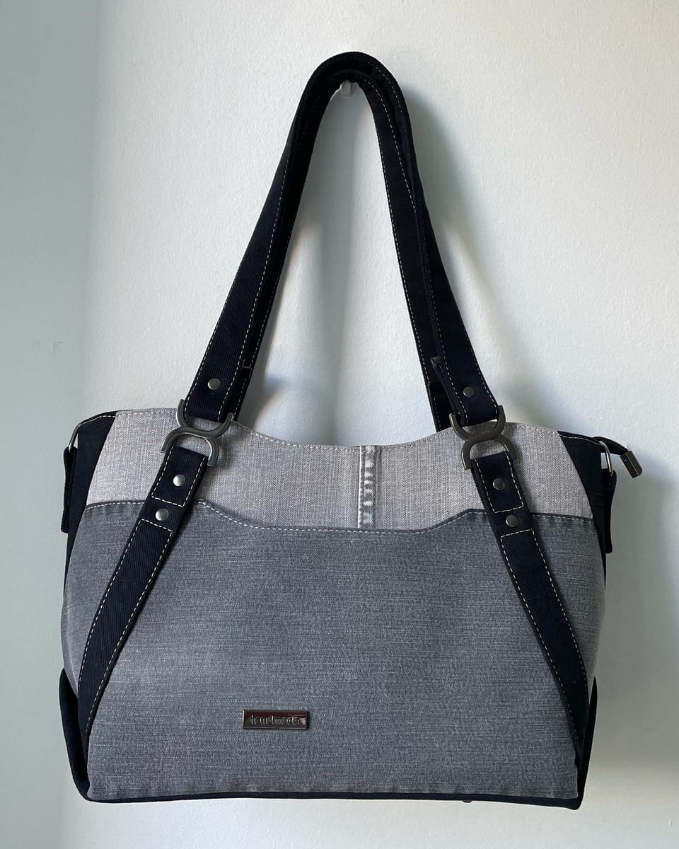 Hiraeth bag med handtag och axelrem