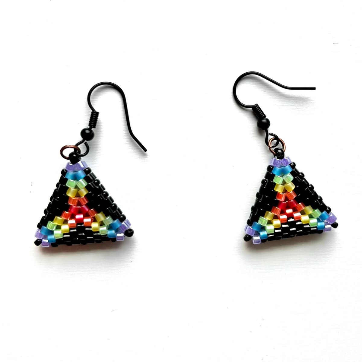 Handmade beaded pride earrings in black nd rainbow  colors, lightweight earrings with Miyuki Delica beads, hypoalergenic hooks