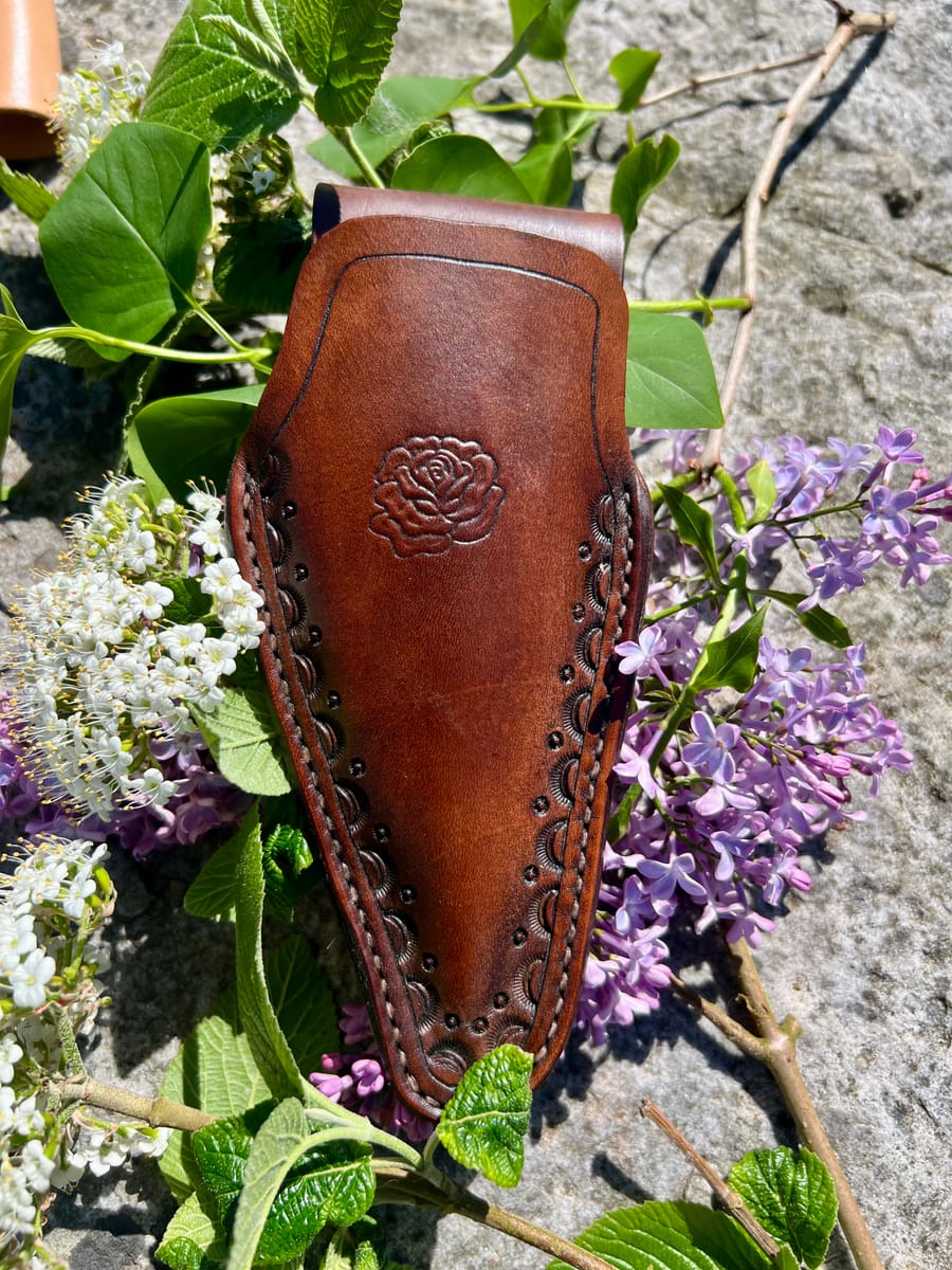 Sekatörhölster, Decorated Rose