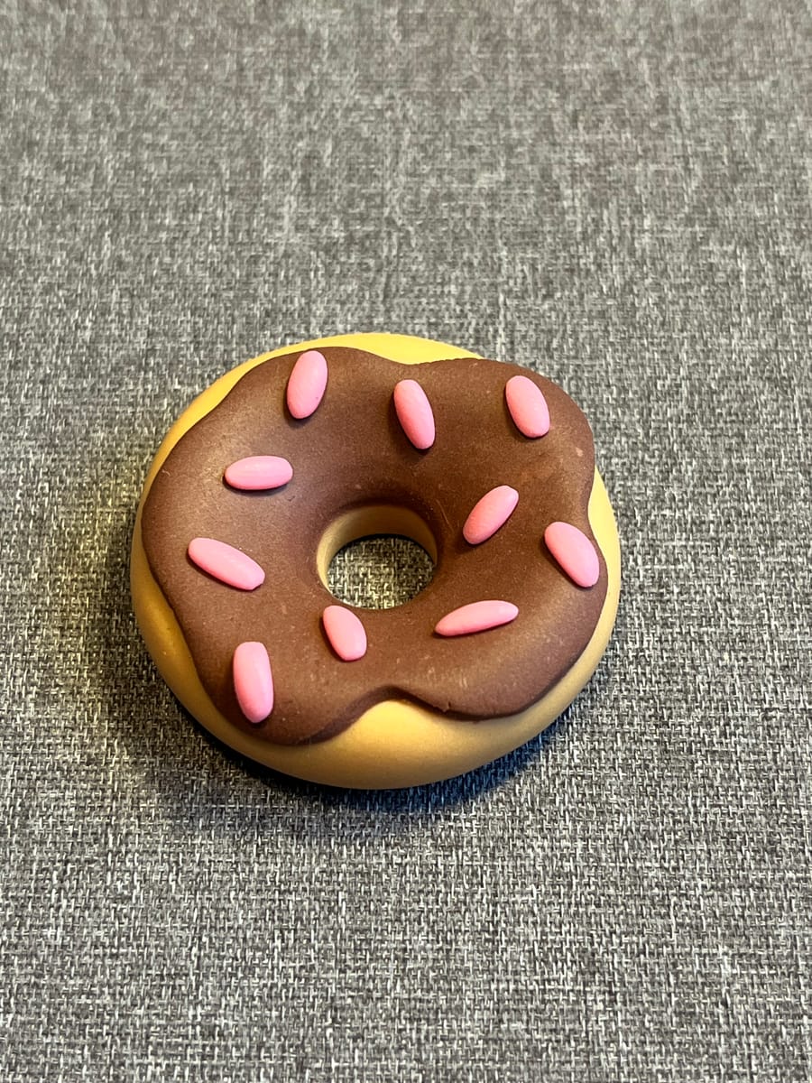 Donut oro-sten – handgjord i polymerlera