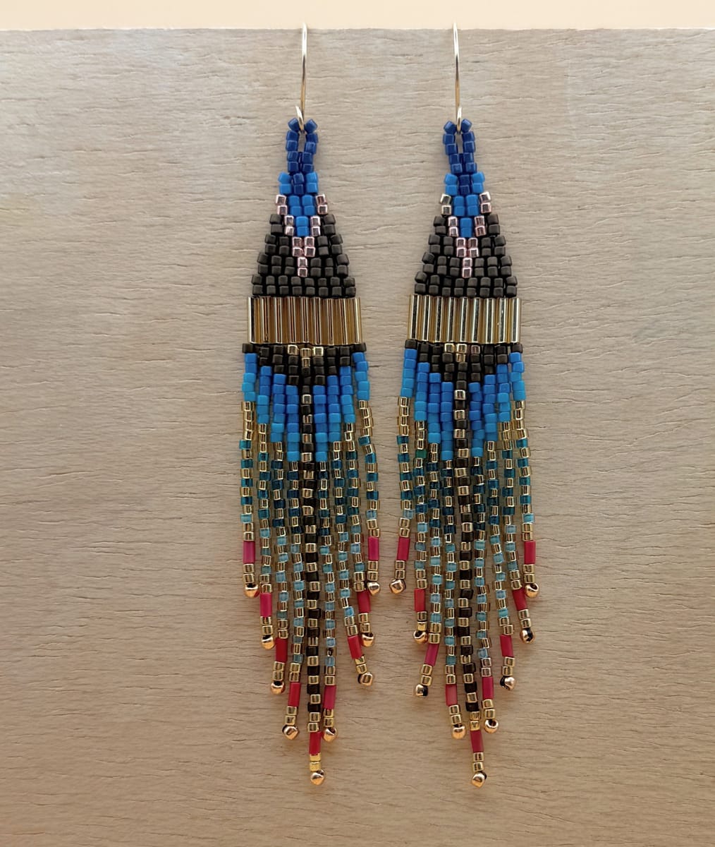 Långa och glittrande Miyuki-örhängen