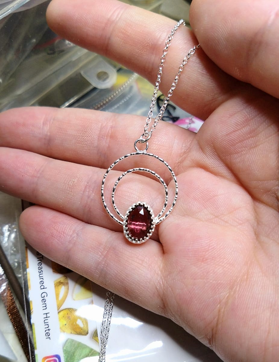 sterling silver halsband med spinell