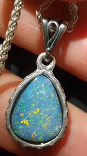 Silver plated pendant (Opal doublet)
