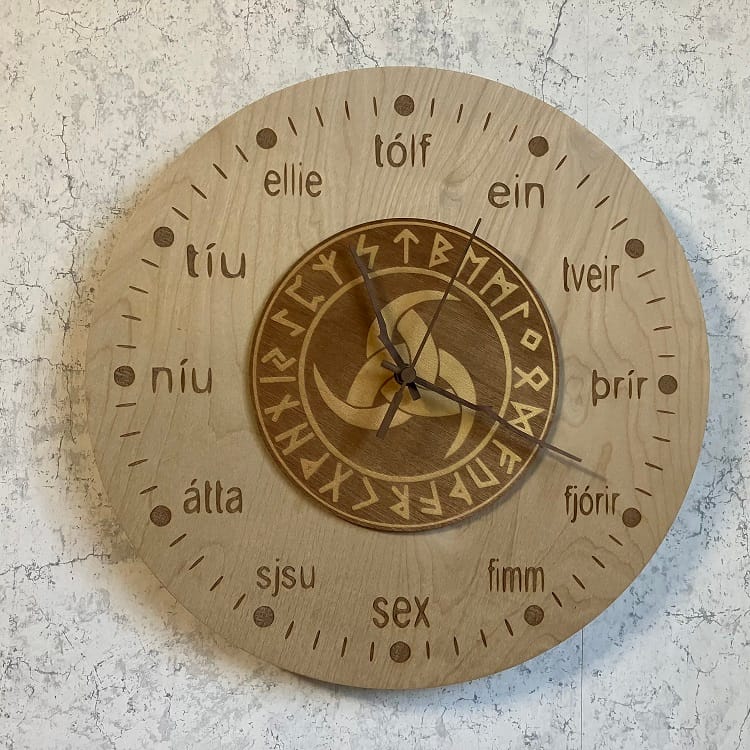 Väggklocka Vikinga Odins Horn