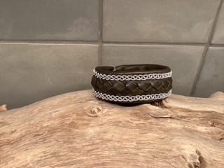 19 cm Tenntrådsarmband olivgrön