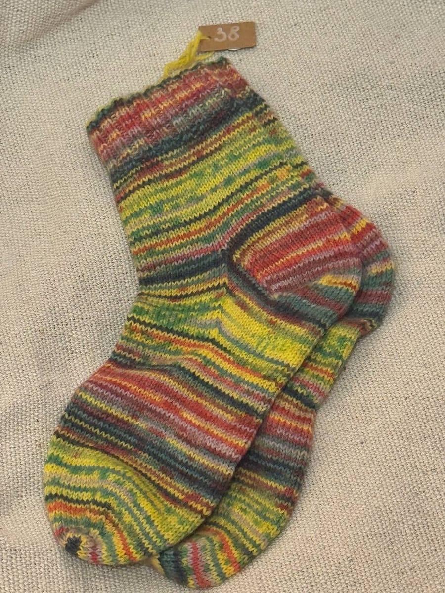 Varma och smidiga handstickade sockor storlek 38