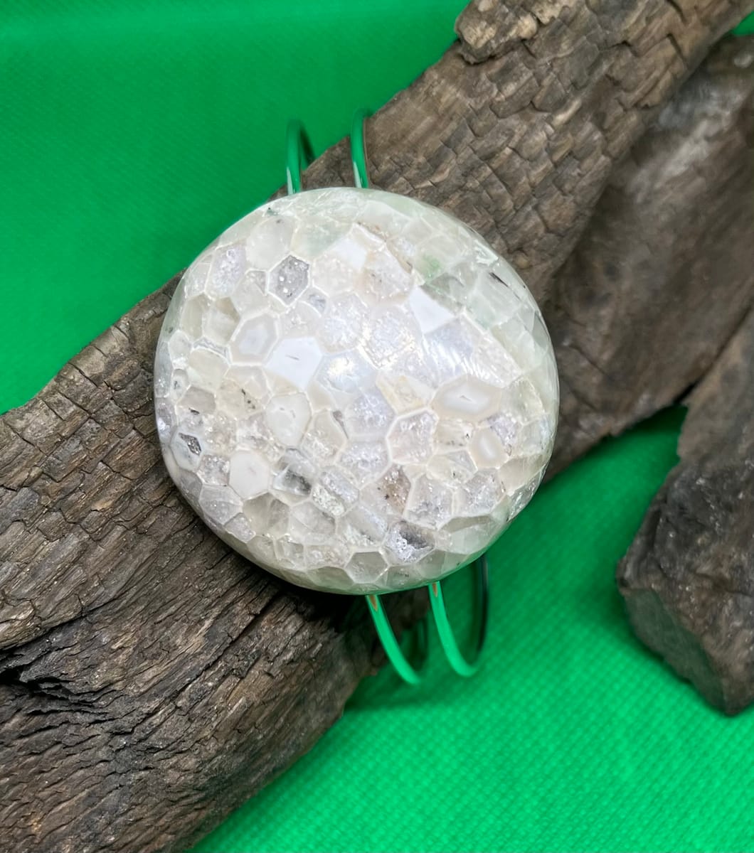 Armband med gotlands fossil