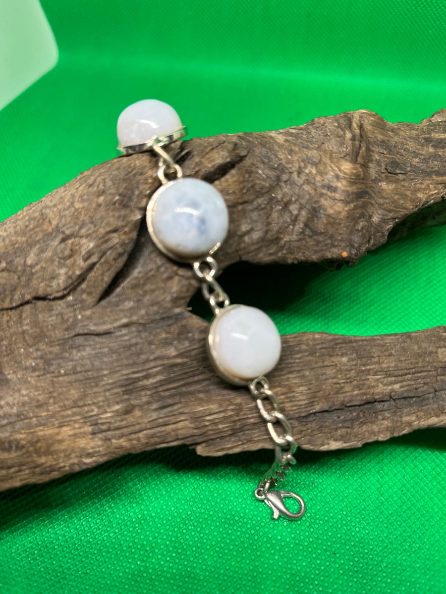 Armband i blå flinta