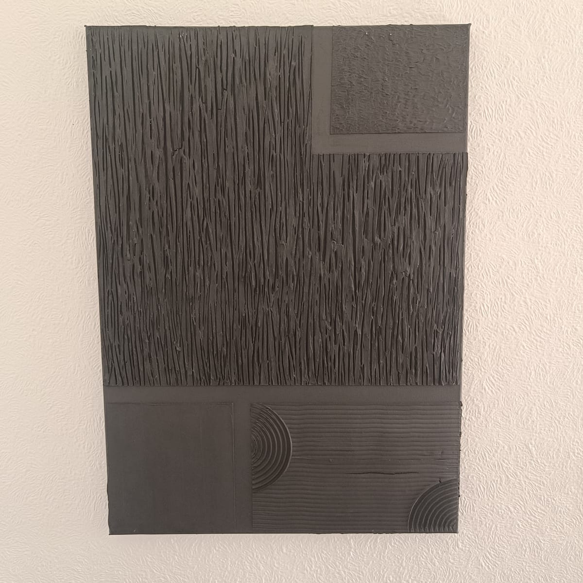 Silent Box – Gränslös Struktur i Matt Svart (50x70 cm)