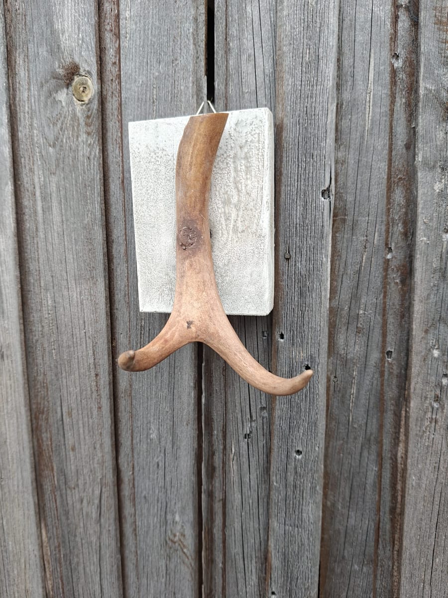 hängare av äkta renhorn