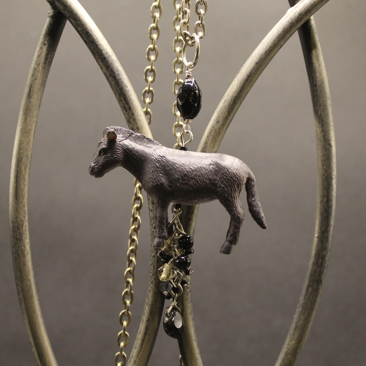 Halsband av återbruk – åsna