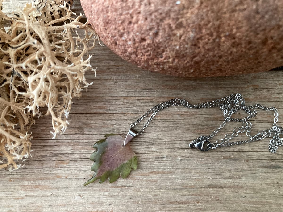 Halsband PALETTBLAD 5