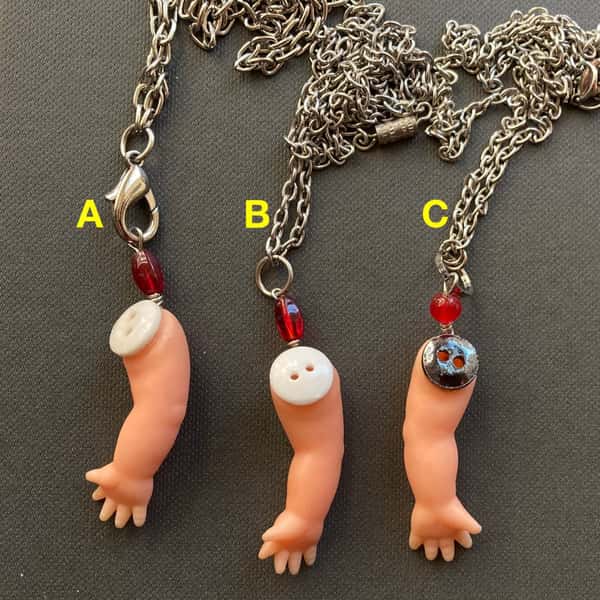 Halsband av återbruk – dockarm