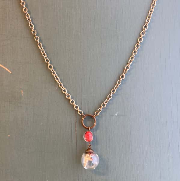 Halsband av återbruk – blombägarlav