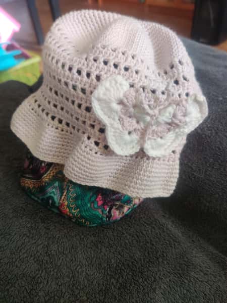 Virkad solhatt
