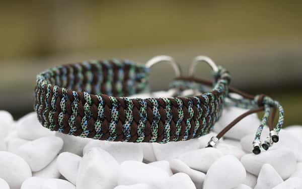 Halsband 48 cm i Walnut Brown & Frogspot