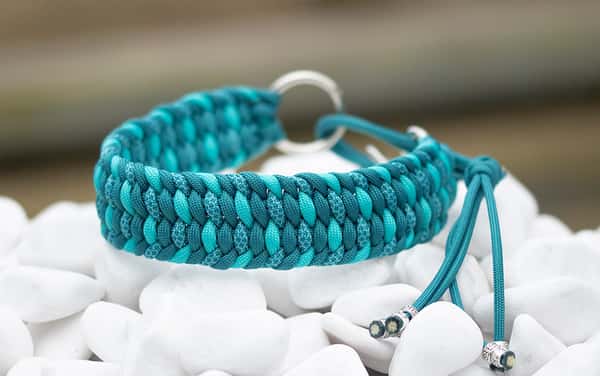 Halsband 33 cm i Teal, Neon Turquoise, Neon Turquoise & Teal Diamonds