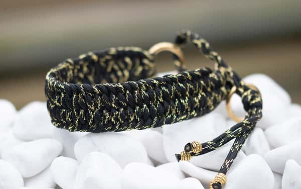 Halsband 30 cm i Black & Gold Glitter
