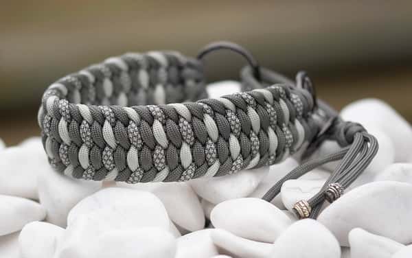 Halsband 28 cm i Charcoal Grey, Silver Grey, Silver Grey & Charcoal Grey Diamonds