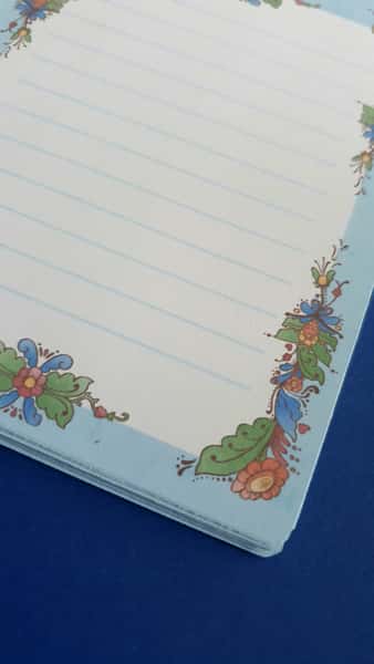 Handgjord notepad/anteckningsblock i kurbits stil