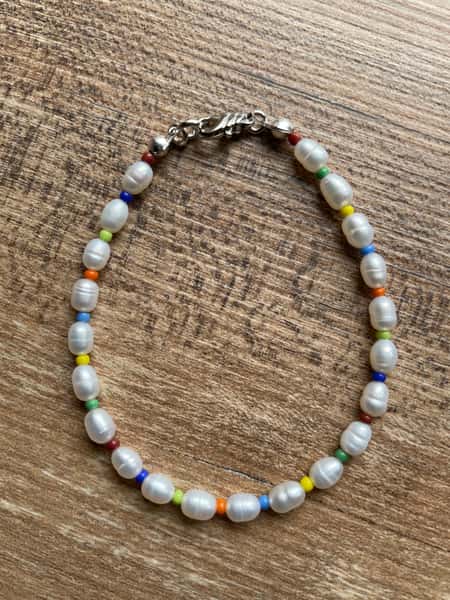 Armband med sötvattenpärlor