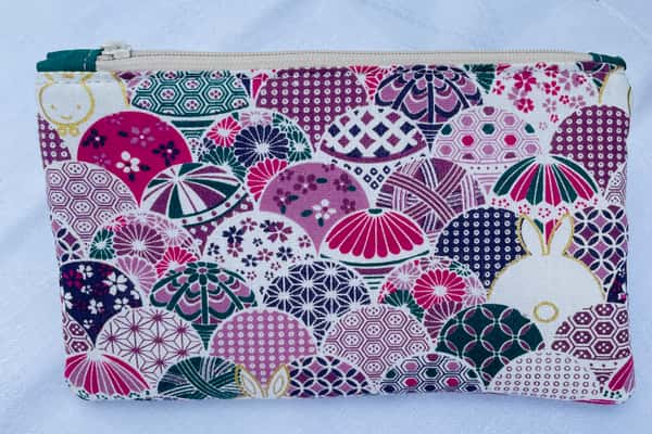 Körsbärsblom, liten necessär