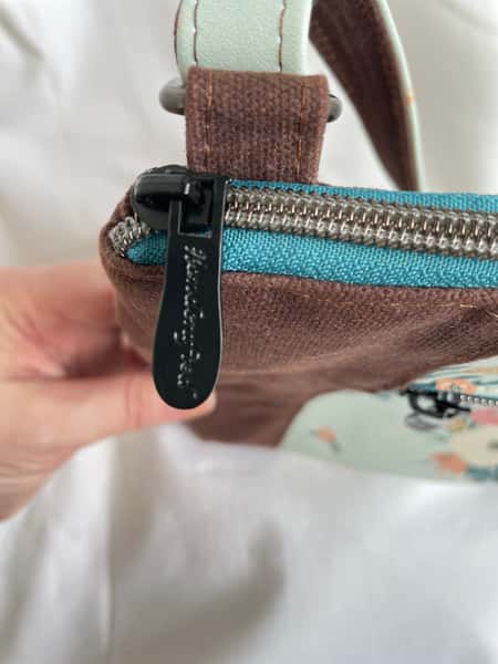 Sommaräng mint, axelremsväska