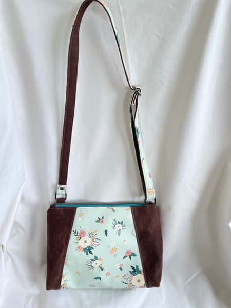 Sommaräng mint, axelremsväska