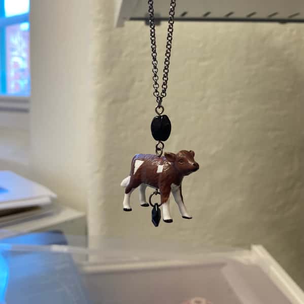 Halsband av återbruk – kalv / killing / lamm