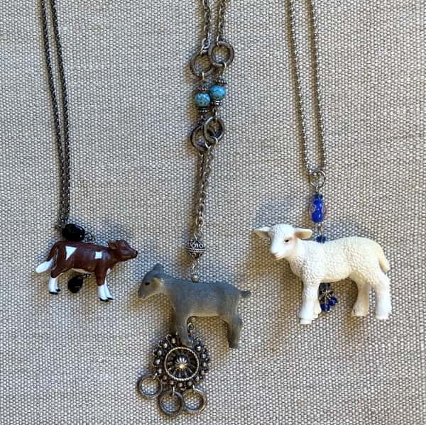 Halsband av återbruk – kalv / killing / lamm