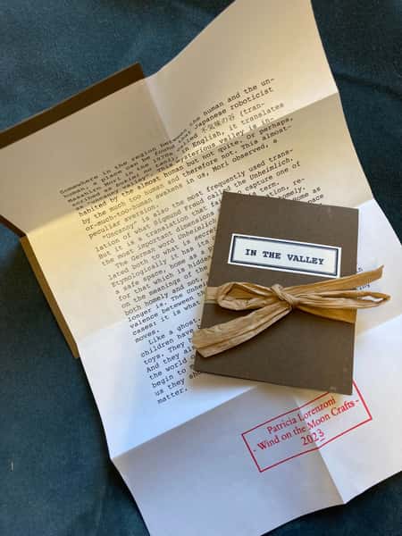 Örhängen av återbruk – läskiga dockor