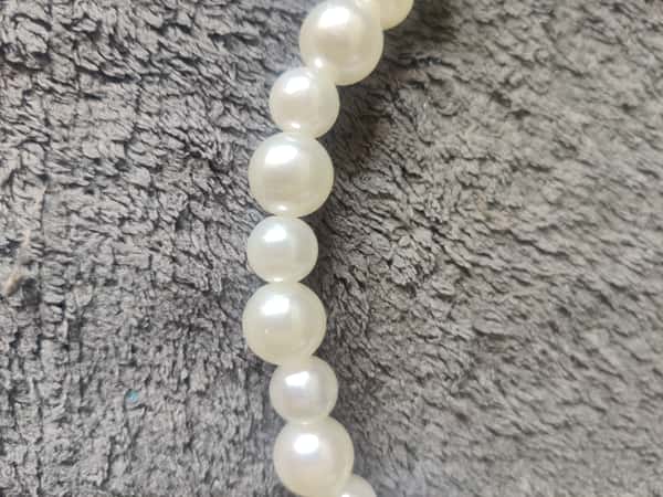 Pärlhalsband