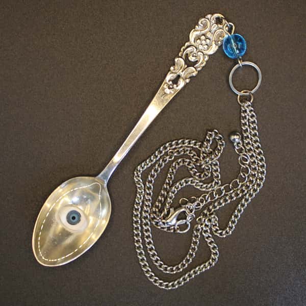 Halsband av återbruk – nysilversked med docköga