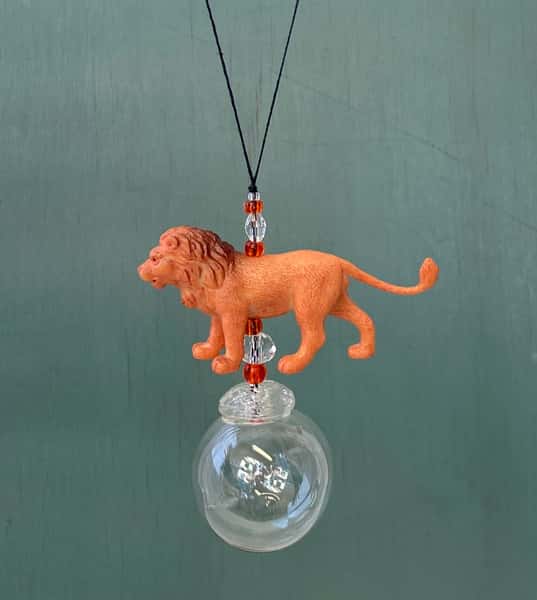 Pynt / julgransdekoration – kattdjur: leopard / lejon