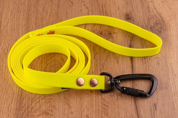 Hexa Neongul hundkoppel med Twist-Lock karbinhake, 20 mm