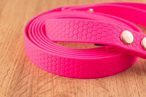 Hexa Neonrosa hundkoppel med Twist-Lock karbinhake, 20 mm