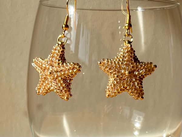 Beaded Starfish Earrings in Gold, Elegant Handmade Jewelry, Unique Gift for Mom or Friends