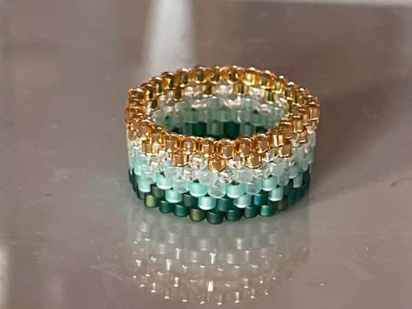 Peyote Beaded Ring in Green & Gold, Elegant Handmade Jewelry, Unique Gift for Mom or Friends, Original Accessory for Any Occasion