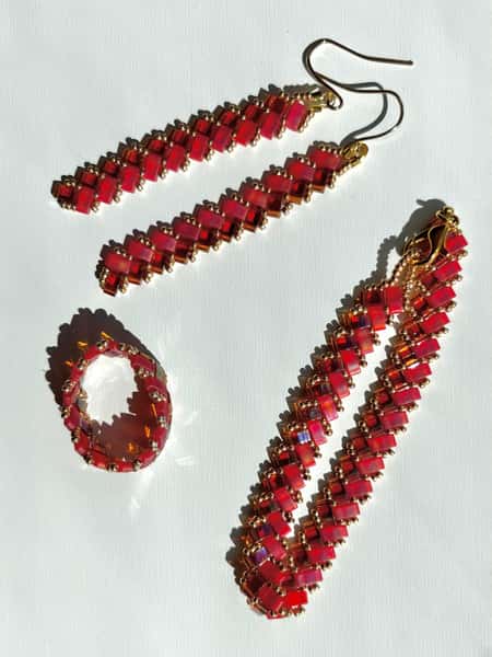 Beaded Earrings in Red & Gold, Elegant Handmade Jewelry, Unique Gift for Mom or Friends,
