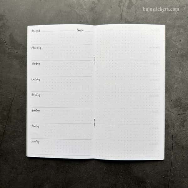 Odaterad veckokalender. Häftad Traveler's notebooks insert Regular/standard