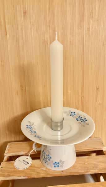 Ljusstake - små blå blomster