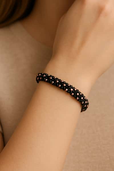 Armband i olika färger