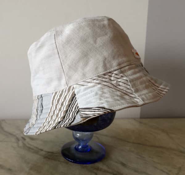 Bucket hatt, fiskehatt, grå tyghatt av återbrukade tyger